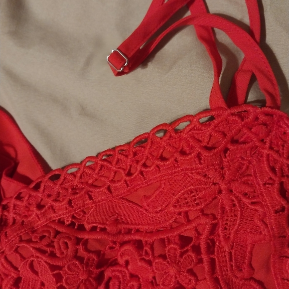 Red Dress Back-Tie Adjustable Straps - Picture 7 of 8